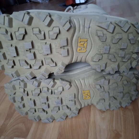 Caterpillar - RARE- Beige Boots - Working/Style/Winter/Spring - Size (9.5) (US) main image 5